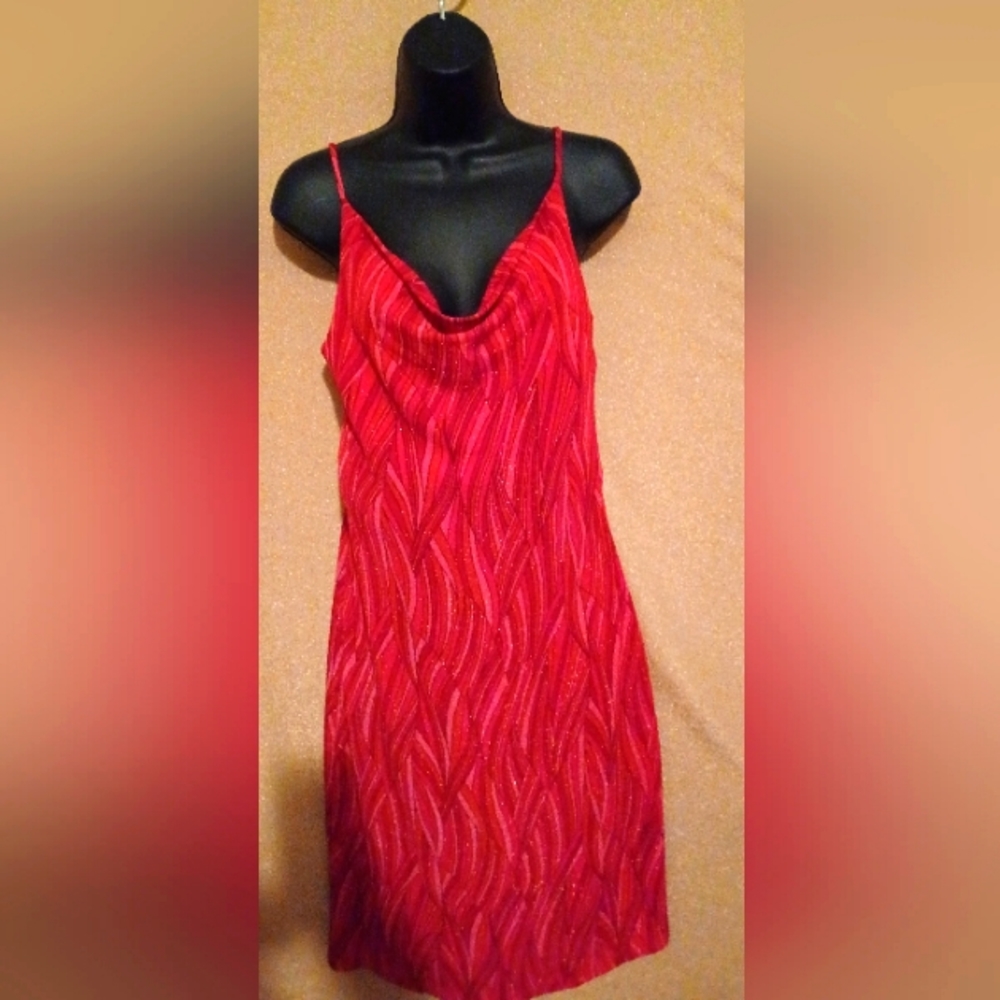 Nice red pinkish sparkly party dress Comfortable is comfortable size large petit